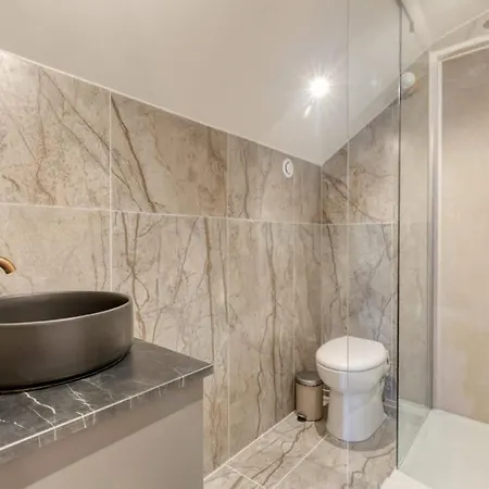 Splendid 10pax In The Center Of * Paris