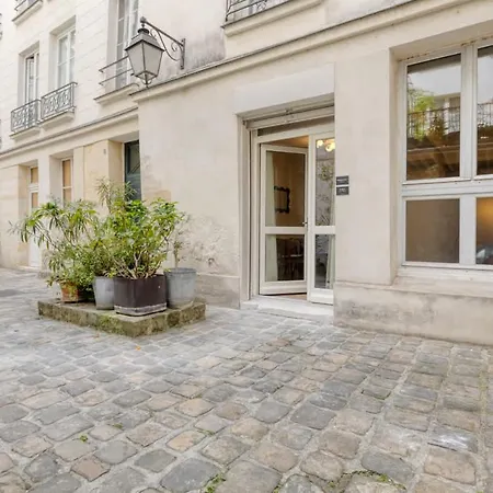 Splendid 10pax In The Center Of Lägenhet Paris